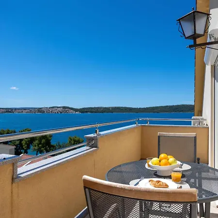 Апарт-готель Penava, Private Beach, Pool And 7min To 3*