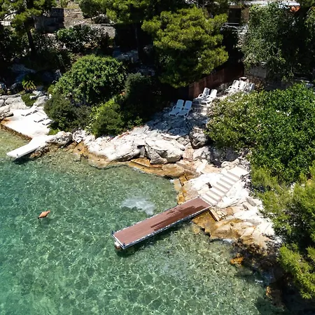 Апарт-готель Penava, Private Beach, Pool And 7min To